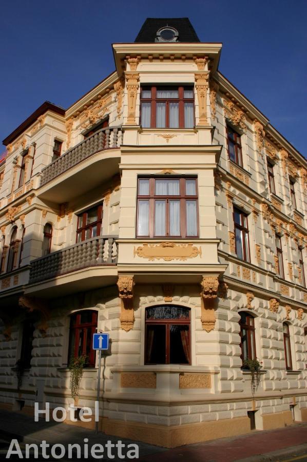 Hotel Antonietta Teplice Exterior photo